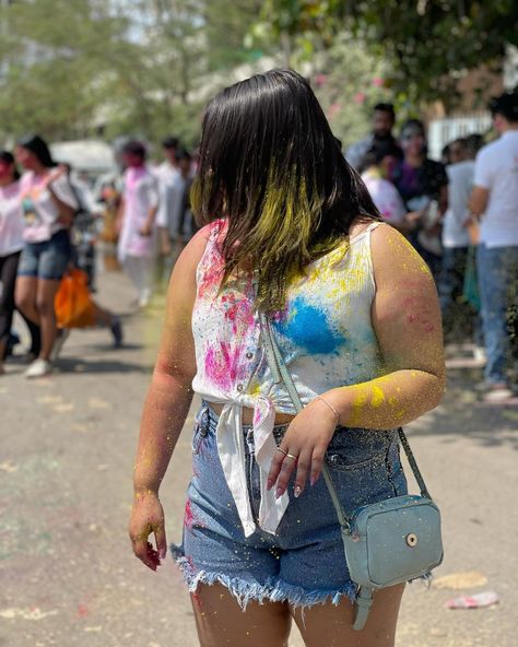 Happy होली 🌈 . . . . . . . #bunmaskara #holifestival #holifestivalofcolours #festivalofcolors #holi2024 Holi 2024, Holi Festival Of Colours, Holi Festival, March 25, Social Media Manager, Digital Marketing, Social Media, Marketing, Media