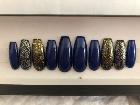 Excited to share this item from my #etsy shop: Navy blue and gold glitter and leaves press on nails Pico Rivera, Wedding Nails Glitter, Navy Blue And Gold, Pressed Leaves, Trendy Nail Art Designs, Nail Candy, Nail Photos, Hand Fans, Bride Nails