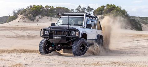 Best 4x4 Cars, Gq Patrol, Camping 4x4, Landcruiser 79 Series, Nissan Patrol Y61, Toyota Suv, Aussie Muscle Cars, Good Looking Cars, Beach Cars