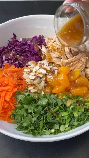 AMAZING salad recipe. Asian-inspired sesame chicken salad + sesame ginger dressing 🤤 Chinese Crunch Salad, Best Asian Salad Recipe, Salad W Chicken, Salad Recipes Green Leaf, Chicken Orange Salad, Salads Ideas Healthy, Thai Tuna Salad, Sweet Potatoes Salad Recipes, Best Lettuce Salad Recipes