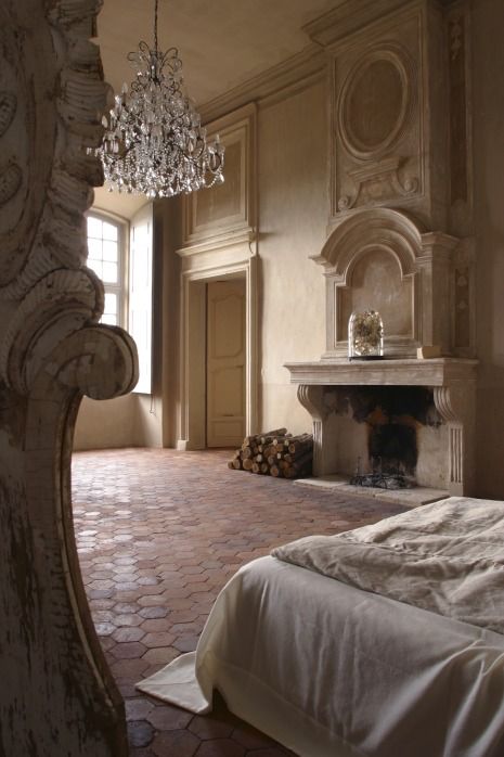 Muebles Shabby Chic, Chateaux Interiors, My French Country Home, French Bedroom, Design Del Prodotto, French Interior, French Chateau, French Country House, French Decor