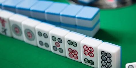 Mahjong Online, Adult Game Night, Mahjong Tiles, Wool Applique Patterns, Bar Games, Summer Entertaining, Adult Games, Wool Applique, Game Time