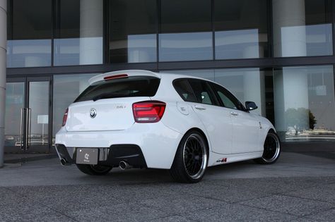 Amazing 1 series hatchback Modified Bmw, Bmw 118, Bmw 116i, Spoiler Car, Setup Inspiration, Luxury Cars Rolls Royce, Bmw F20, Bmw 1 Series, Fancy Cars