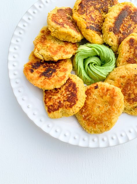 Spaghetti Squash Patties (Paleo, Whole30) Spaghetti Squash Patties, Whole 30 Spaghetti Squash, Squash Patties, Vegetarian Spaghetti, Keto Side, Adobo Seasoning, Keto Side Dishes, Here's The Thing, Healthy Sides