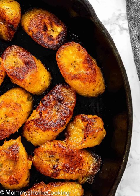 Cook Plantains, Venezuelan Recipes, Plantains Recipe, How To Cook Plantains, Sweet Plantains, Venezuelan Food, Plantain Recipes, Plantains Fried, Cuban Recipes