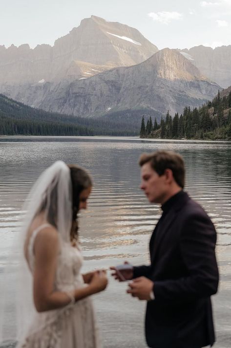 A 2 day adventurous elopement is always a good idea. Cheyenne and Tristan's hiking elopement in Glacier National Park included FaceTiming their families, romantic private vows overlooking Grinnell Lake, hiking, dipping toes in the glacial lakes, and an epic stargazing adventure at Logan Pass. | Eloping at Glacier National Park, Northwest Montana elopement, MT elopement, first look, mountain wedding inspiration Glacier Wedding, Idaho Elopement, Glacier Elopement, Grinnell Lake, Glacier National Park Wedding, Private Vows, Abraham Lake, Glacier National Park Elopement, Montana Elopement