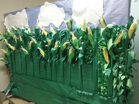 Farm Vbs, Harvest Party Decorations, Fall Festival Games, Fall Carnival, Festival Games, Stage Designs, Farm Theme Birthday, Hee Haw, Farm Projects