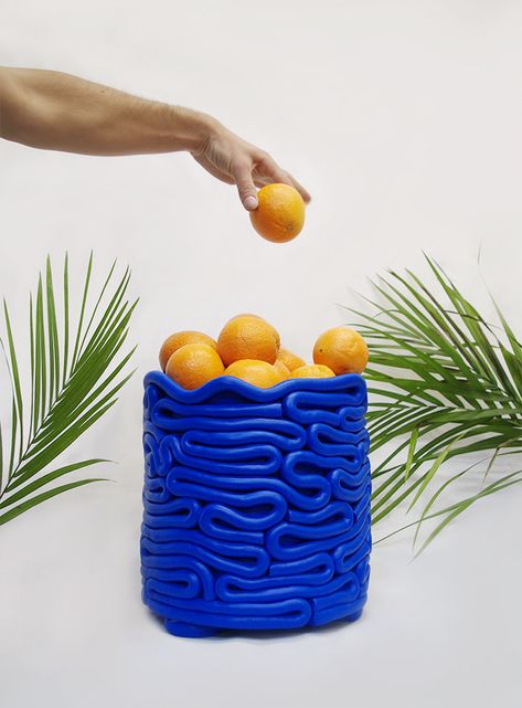 Meet 5 Rising Stars Signaling a New Wave in Collectible Design – SURFACE Drukarka 3d, Tanah Liat, Tassen Design, Keramik Design, American Modern, Pottery Classes, Ceramics Pottery Art, Ceramics Projects, Ceramics Ideas Pottery