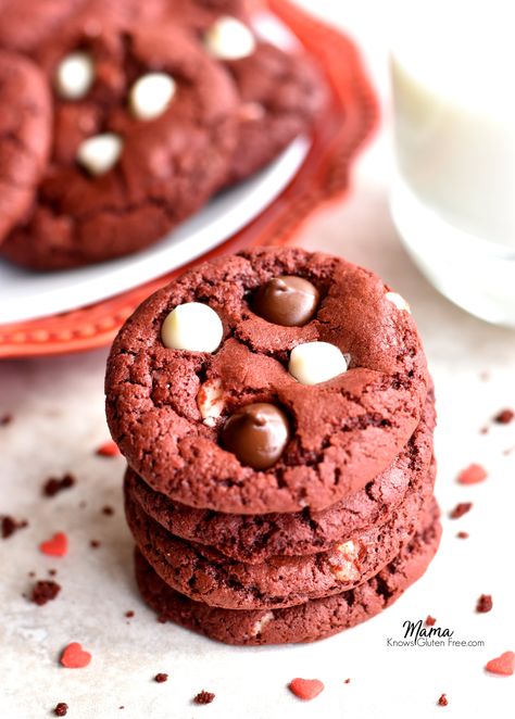 Gluten-Free red velvet chocolate chip cookies with a dairy-free option. These soft and chewy red velvet chocolate chip cookies are an easy gluten-free recipe. Perfect for Valentines Day! #redvelvet #glutenfreecookies #valentinesday #valentinesdaydessert Fodmap Cookies, Red Velvet Chocolate Chip Cookies, Gluten Free Christmas Cookies Recipes, Gluten Free Gingerbread Cookies, Gluten Free Valentines, Red Velvet Chocolate, Gluten Free Christmas Cookies, Vegan Sugar Cookies, Velvet Cookies