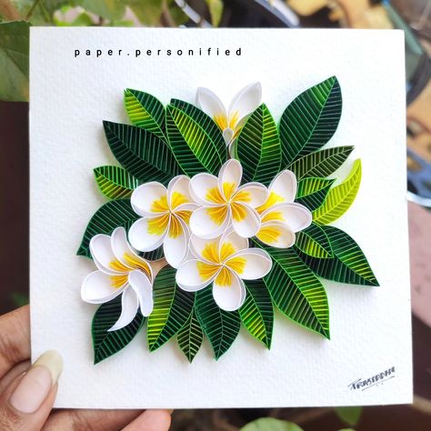 Quilling • Instagram Quilled Leaves, Diy Crafts Pencil Case, Flowers Quilling, Diy Quilling Crafts, Quilling Flower Designs, Paper Quilling Flowers, Paper Art Sculpture, Be The Best Version Of You, Quilling Work