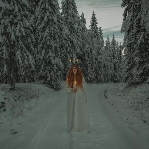 Elna on Instagram: "Tonight is the night before lucia. Stay up and beware of the beings roaming free. 😈👽👾 - - - #lucia #lussi #lussibrud #folklore #sweden #swedishlucia" Lucia Core, Lucia Christmas, Winter Photoshoots, Sankta Lucia, Sweden Aesthetic, Jonna Jinton, Winter Photoshoot, Christmas Photoshoot, Inspo Board