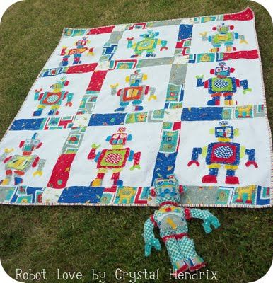 Robots Robot Quilt Pattern, Little Steam Engine Quilt Pattern, Construction Quilts For Boys, Robot Quilt, Modern Boy Quilt Fabric, Boys Sewing Patterns, Arm Knitting Blanket, Geeky Craft, Boy Sewing