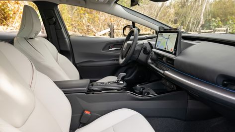 Prius Interior, 2023 Prius, Toyota Prius Hybrid, Toyota Hybrid, High Tech Design, Glass Roof, New 2023, Automotive News, Infotainment System