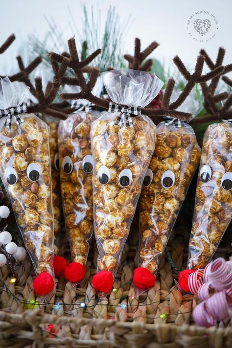 Smart School House, Cracker Jack, Cracker Jacks, Best Appetizer Recipes, Caramel Corn, Holiday Craft, Cadeau Diy, Best Appetizers, Pipe Cleaner