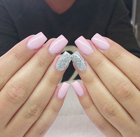 Pink Nails Silver Accent, Light Pink And Silver Glitter Nails, Light Pink Nails With Silver Glitter, Nails Pink And Silver Glitter, Silver And Pink Glitter Nails, Light Pink And Glitter Acrylic Nails, Blush Pink And Silver Nails, Pale Pink And Silver Nails, Short Pink And Silver Nails