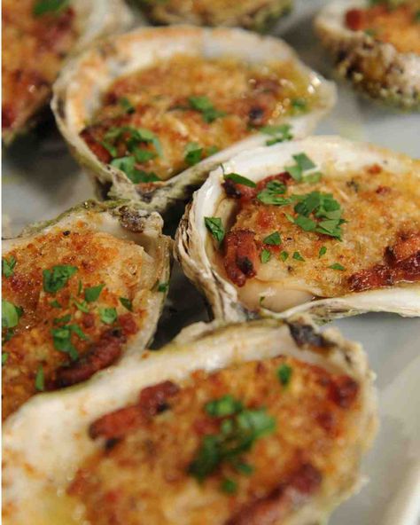 Roasted Oysters Oysters Recipes, Roasted Oysters, Oyster Dishes, Broiled Oysters, Oyster Roast, Grilled Oysters, Whole Fish, Oyster Recipes, Fish Fillets