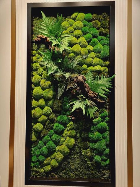 Grass Wall Bedroom, Moss Diy, Emerald Green Wall, Terrarium Table, Living Green Wall, Bedroom Transformation, Plant Display Ideas, Vertical Garden Indoor, Frame 3d