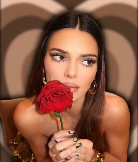 Kendall Jenner Red, Christmas Dinner Outfit, Hand Painted Glassware, Famous Girls, Aesthetic Women, Spring Aesthetic, Lily Rose, Pinterest Girls, Young And Beautiful