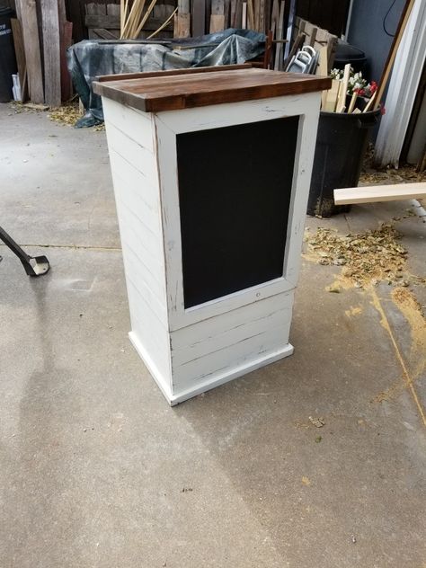 Custom Rustic Podium w/ Chalkboard Teacher Podium Ideas, Diy Podium Stand, Diy Podium Teacher, Classroom Podium, Diy Podium, Teaching Podium, Wooden Crate Checkout Stand, Teacher Podium, Rustic Podium