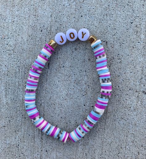 Heishi Beads Bracelets For Birthday, Birthday Bracelet With Heishi Beads, Clay Bead Bracelet Ideas Lgbtq, Clay Bead Bracelet Zodiac, Clay Bead Pride Bracelet, Preppy Bracelets, Clay Bracelet, Beads Bracelet Design, Birthday Wishlist