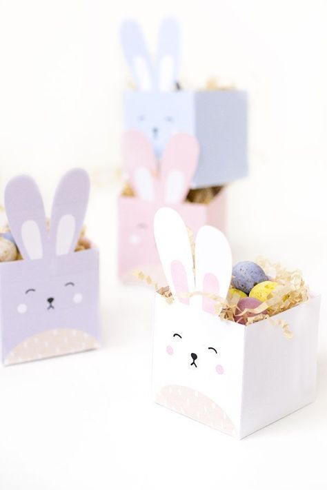 Delight your kids and friends with these DIY printable easter bunny treat boxes! Easter Bunny Treats, Easter Gift Boxes, Bunny Treats, Diy Gift Baskets, Bunny Birthday, Easter Inspiration, Easter Basket Diy, Easter Printables, Easter Crafts Diy