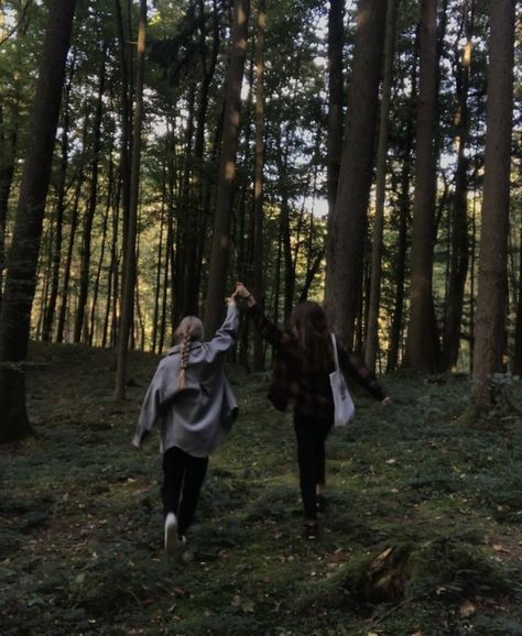 Date In The Woods, Ja I Ty, Girlfriend Goals, Future Life, Two People, Hopeless Romantic, In The Woods, Dream Life, Couple Goals