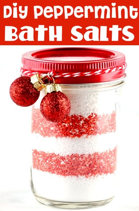 Peppermint Bath Salts Recipe! {Homemade Gift in a Jar} - The Frugal Girls Peppermint Bath Salts Diy, Bath Salts Diy Recipes, Homemade Bath Salts Recipe, Peppermint Bath Salts, Unique Christmas Gifts Diy, Gift In A Jar, Bath Salts Recipe, Bath Salts Diy, Frugal Girls