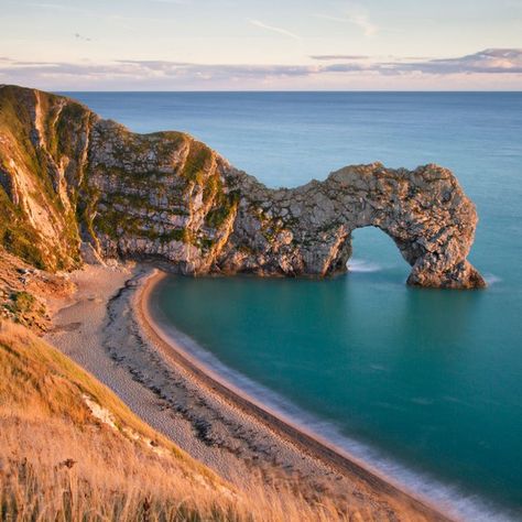 Walk: Lulworth Cove, Durdle Door and Bat's Head, Dorset Durdle Door, Lulworth Cove, Dorset Coast, South West Coast Path, Norfolk Coast, Remote Island, Most Beautiful Beaches, Scottish Highlands, White Sand Beach