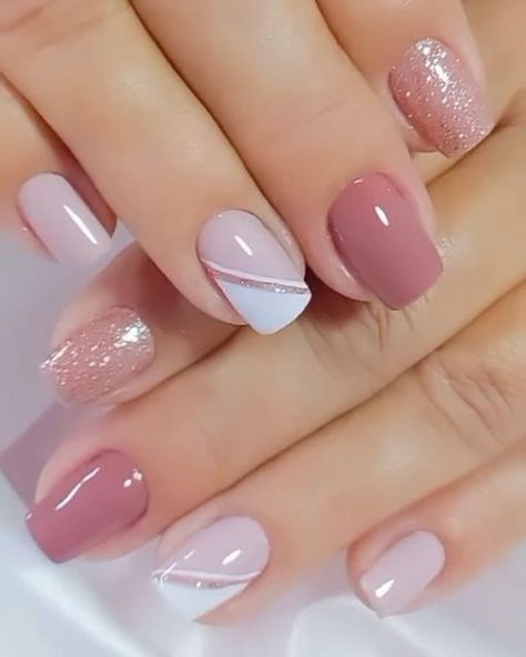 Unusual Nails Ideas, Simple Elegant Bridal Nails, Small Cute Nails, Nail Inspiration Pink, Gel Nails French, Gel Toe Nails, Manicure Nail Designs, French Manicure Nails, Fancy Nails Designs