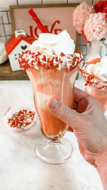 Alicia Kim on Instagram: "Cupid floats! My son gave them a 9.9 out of 10! Have you made any special treats for Valentine’s Day? I am having way too much fun with them this year! #icecreamtime #icecreamlover #icecreamfloat #easydessert #easydesserts" Cupid Floats Valentines Day, Valentines Sleepover, Cupid Floats, Ice Cream Floats, Valentine Treats, Easy Desserts, My Son, Too Much, This Year