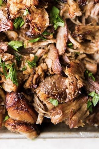 50 Big-Batch Dinner Recipes to Feed a Crowd #purewow #dinner #recipe #cooking #food #easy Meal For Big Group, Crowd Recipes Make Ahead, Cooking For 30 People, Dinner For A Large Family, Winter Dinner For A Crowd, Make Ahead Crowd Meals, Meal For 15 People, Easy Party Entrees For A Crowd, Large Crockpot Meals Families