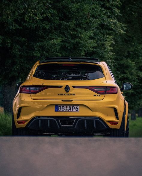 Megane 3 Rs, Clio Rs, Renault Alpine, Car Racer, Renault Megane, Street Cars, Life Is Good, Good Things, Cars