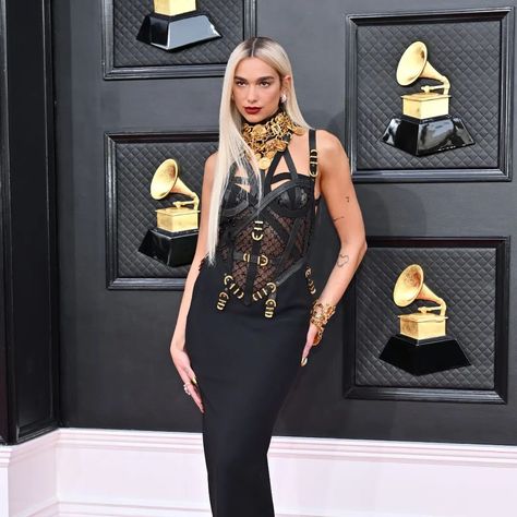 Dua Lipa Grammys, 2022 Grammys, Grammy 2022, Grammys 2022, Dua Lipa, Grammy Awards, Concert Outfit, Singers, Sleeveless Formal Dress