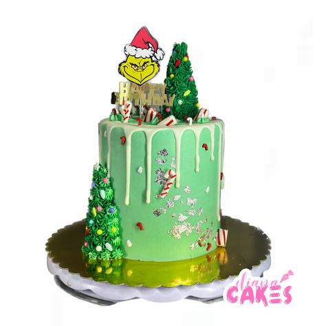 Grinch Birthday Cake, Grinch Birthday, Xmas Cakes, Grinch Cake, Grinch Party, Merry Grinchmas, Xmas Cake, Half Birthday, Christmas Grinch