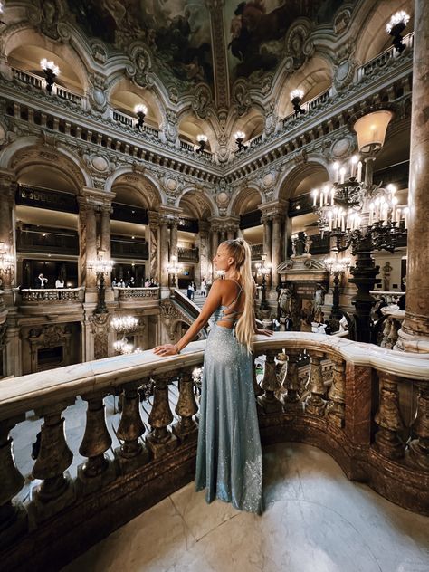 Paris Opera House Outfit, Opera Garnier Photoshoot, Palais Garnier Photoshoot, Opera Garnier Paris Outfit, Opera Outfit Aesthetic, Paris Opera Outfit, Vienna Opera Outfit, Opera Night Outfit, Opera Aesthetic Outfit