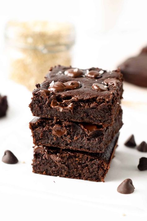 This gluten-free quinoa brownies are delicious healthy flourless brownies made in one bowl using high plant-based protein quinoa. Plus, these are vegan brownies made with no eggs or dairy.