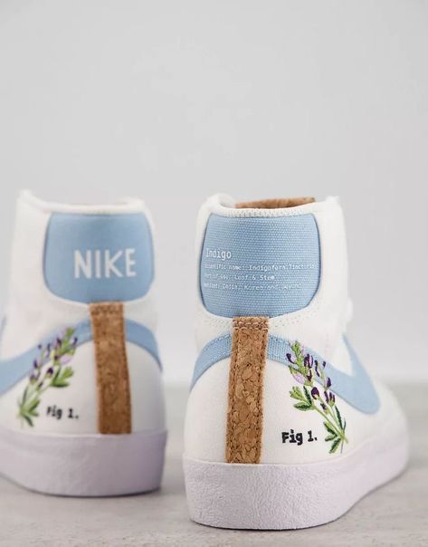 Aesthetic shoes Nike Blazers, Trendy Shoes Sneakers, Preppy Shoes, All Nike Shoes, Nike Blazer Mid 77, Nike Blazer Mid, Nike Blazers Mid, Shoes Sneakers Nike, Embroidered Shoes