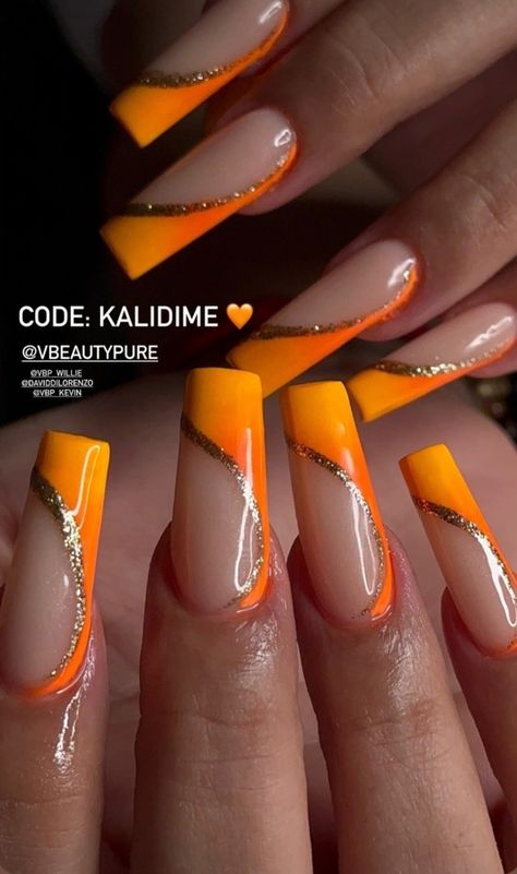 Gel Orange Nails, October Acrylic Nails, Gold And Orange Nails, Bedazzle Nails, Orange Yellow Nails, Bedazzled Nails, Orange Acrylic Nails, Ombre Nail Art Designs, Nails Orange