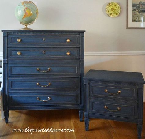 Interesting lively navy blue (!) milk paint distressed furniture. Brightened brass w/lemon juice & baking soda scrub. Looks nice! Blue Dressers, Vintage Bedroom Sets, General Finishes Milk Paint, Painted Drawers, Blue Furniture, Coastal Bedrooms, Vintage Bedroom, Distressed Furniture, Coastal Blue