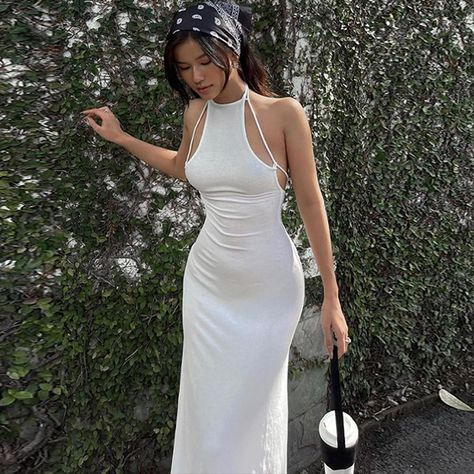 11294 Halter Sleeveless Backless Elegant Solid Midi Women'S Dresses Evening Clothes Party Spring Wholesale American Clothing https://m.alibaba.com/product/1600737808546/11294-Halter-Sleeveless-Backless-Elegant-Solid.html?__sceneInfo={"cacheTime":"1800000","type":"appDetailShare"} Dress Types, Box Dress, Stylish Maxi Dress, Summer Holiday Outfits, Maxi Dress Collection, White Strapless Dress, Elegant Maxi Dress, Clubwear Dresses, White Dresses For Women