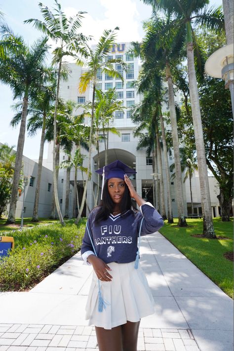 FIU 
College graduation 
Graduation photos College Prints, College Graduation Photoshoot, Grad Pictures, College Graduation Photos, Graduation Pics, College Graduation Pictures, Graduation Photography Poses, Graduation Poses, Graduation Picture