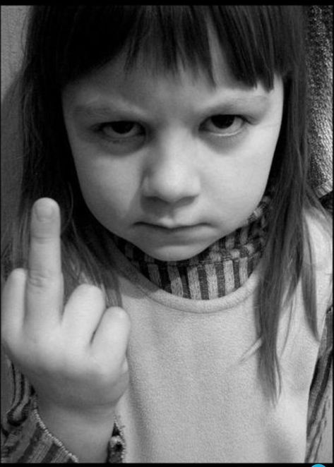 Middle Finger Images, Middle Finger Picture, Romain Gary, Speak The Truth, Children Photography, Google Chat, Google Images, Something To Do, Blog Post