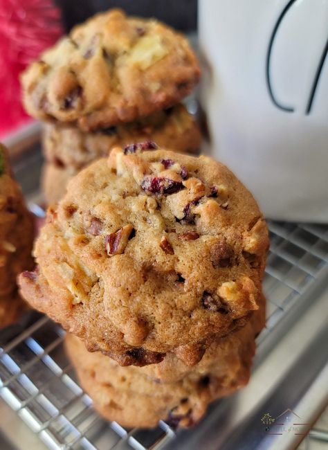 These cookies are the perfect way to use up the bits and bobs in your snack stash. From chocolate chips to potato chips, you'll win with the sweet & salty combo that these cookies provide! Dumpster Cookies, Snack Stash, Dumpsters, Silver Linings, Baking Sheets, Cookie Sheet, Potato Chips, Sweet And Salty, Chocolate Chips