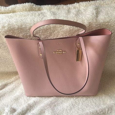 Brand New Pink Coach Tote, Leather, Inside Pocket, Gold Hardware. Refer To Measurements Listed. Plastic Is Still On The Coach Hanging Emblem. Coach Tote Bag Aesthetic, Coach Pink Bag, Pink Bag Outfit, Pink Bags Outfit, Pink Coach Bag, Tote Bags For College, Dream Items, Coach Tote Bag, Tote Bags For School