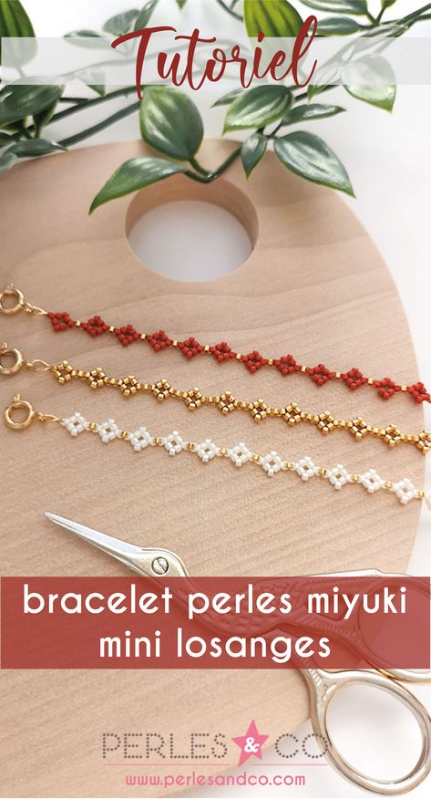 Cette technique de tissage de perles vous rappellera des souvenirs, créez à nouveau ou découvrez les bracelets fleurs, aussi appelés marguerites. #DIY #bracelets #jewellery #perlesandco #bijoux #faitmain #bracelet #braceletDIY #chaînes #jonc #braceletjonc Beaded Jewelry Diy Bracelets, Seed Bead Tutorials, Beaded Jewelry Bracelets, Crochet Beaded Bracelets, Seed Bead Tutorial, Beaded Bracelet Patterns, Handmade Wire Jewelry, Handmade Jewelry Diy, Beaded Jewelry Patterns