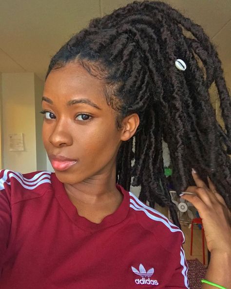 Box Dreads, Crochet Hair Curly, Afro Hair Girl, Goddess Locs Crochet, Cute Box Braids, Blonde Box Braids, Loc Extensions, Locs Crochet, Faux Locs Hairstyles