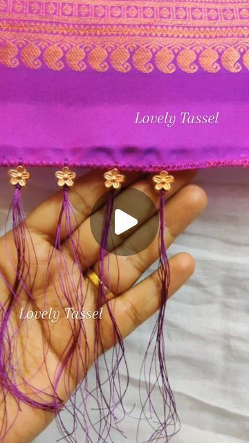 Sarees Kuchulu Designs, Saree Kuchulu Designs, Saree Tassels Designs Latest, Kuchu Designs Saree, Kuchulu Designs, Embroidery Couture, Saree Kuchulu, Saree Kuchu Design, Saree Kuchu New Designs