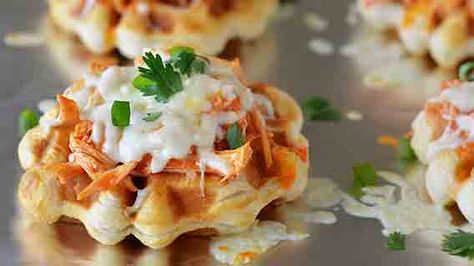 Oh Yes We Did! Buffalo Chicken Waffles from Pillsbury.com Best Biscuit Recipe, Waffle Iron Recipes, Buffalo Chicken Recipes, Chicken Waffles, Waffle Maker Recipes, Waffles Easy, Waffle Bar, Pillsbury Recipes, Party Snack Food