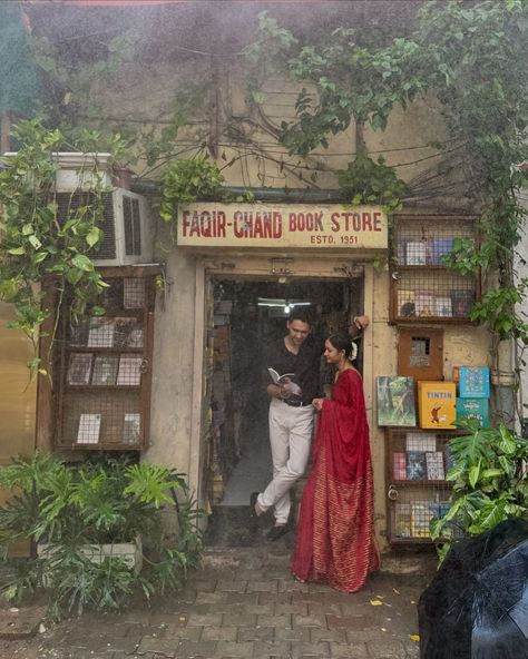 FAQIR CHAND BOOKSTORE | Barish - Delhi Monsoon ❤️🧿🌧️ Sharing some pictures from our recent shoot, for our new postcard. Thanks to everyone, for all the constant l… | Instagram Indian Couple Aesthetic, Aesthetic Lovers, Lovers Photo, South Asian Aesthetic, Desi Love, Indian Couple, Lovers Photos, Matchbox Art, Retro Photography