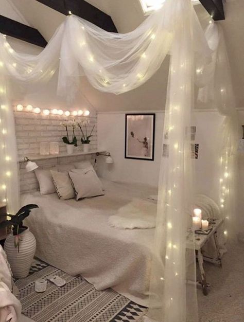 Modern Bedroom Lighting, Teenage Room Decor, Cute Bedroom, Trendy Bedroom, Teen Bedroom Decor, Tiny Bedroom, Room Design Bedroom, Room Makeover Bedroom, Small Room Bedroom